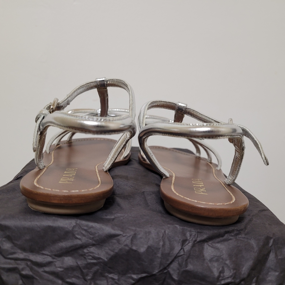 New Prada Leather Bow Logo Silver Sandals - Picture 6 of 11